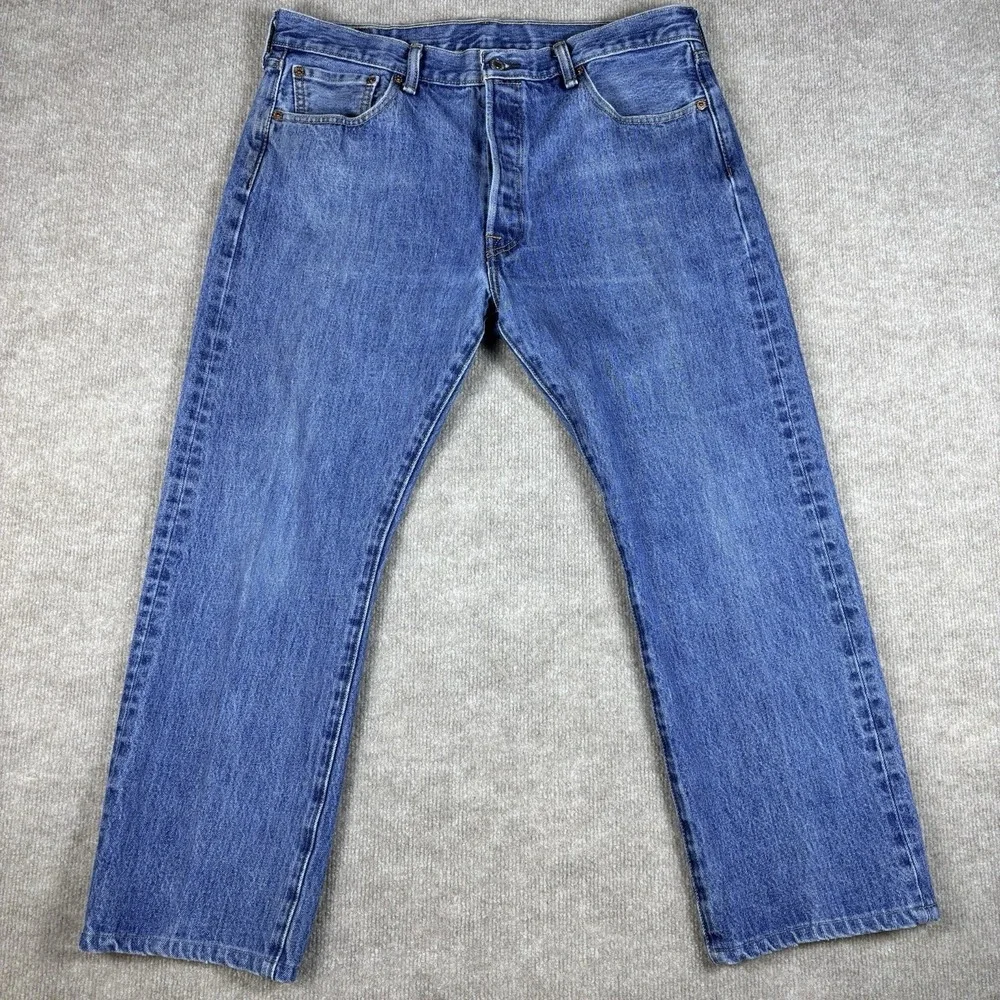 Levi's 501 Original Fit Jeans Mens W36 L29 Blue Button Fly Straight Denim USA